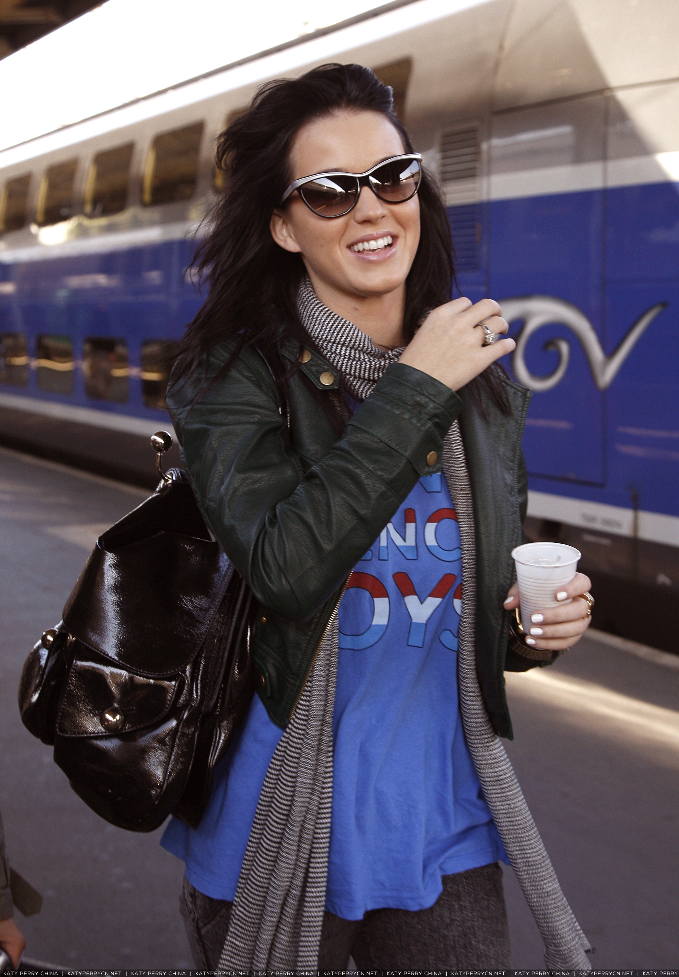 Katy Perry在巴黎里昂站 - 2008年9月20日