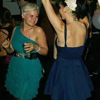 参加演唱会庆功派对 - 2008年9月25日