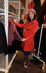 参加"Comme Des Garcons For H&M" VIP会员服饰预览