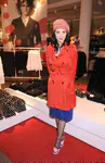 参加"Comme Des Garcons For H&M" VIP会员服饰预览