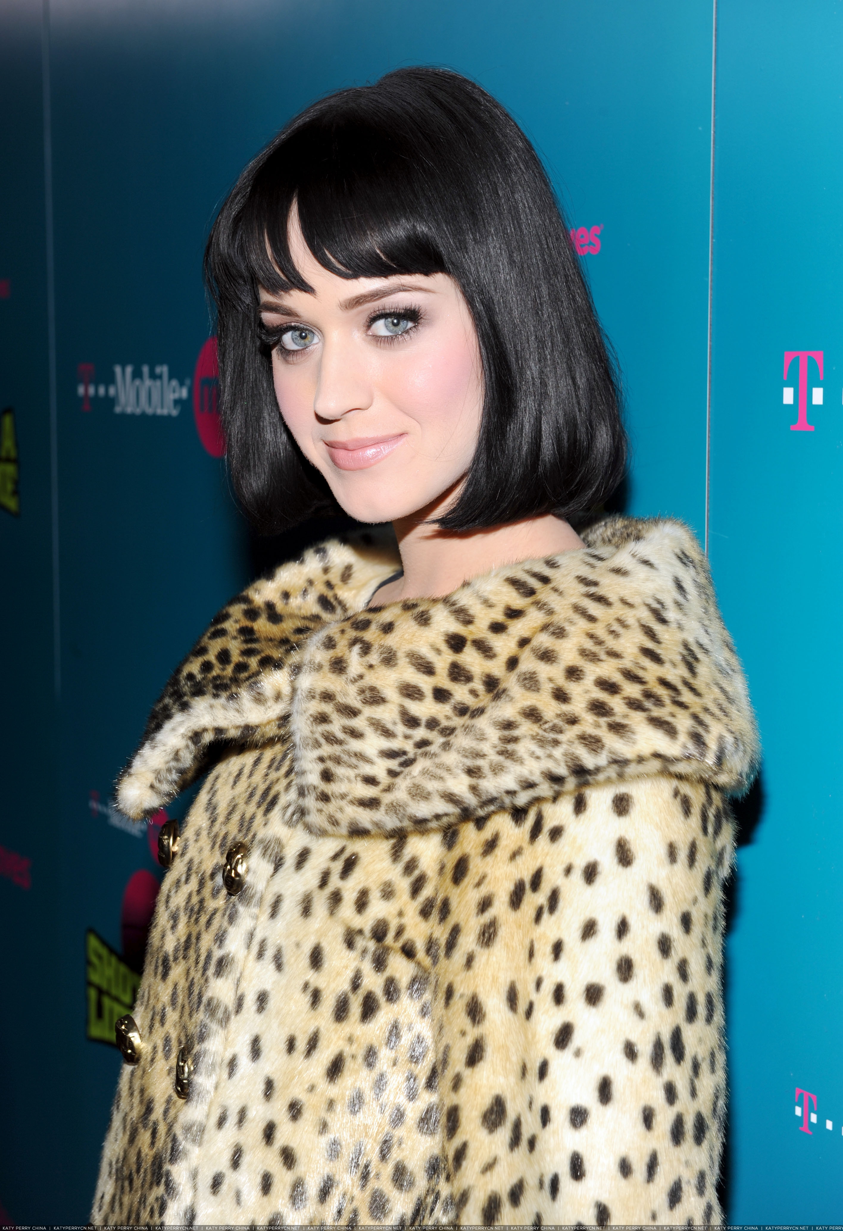 T-Mobile myFaves Shot of a Lifetime Sweepstakes at NBA All-Star Weekend - Red Carpet