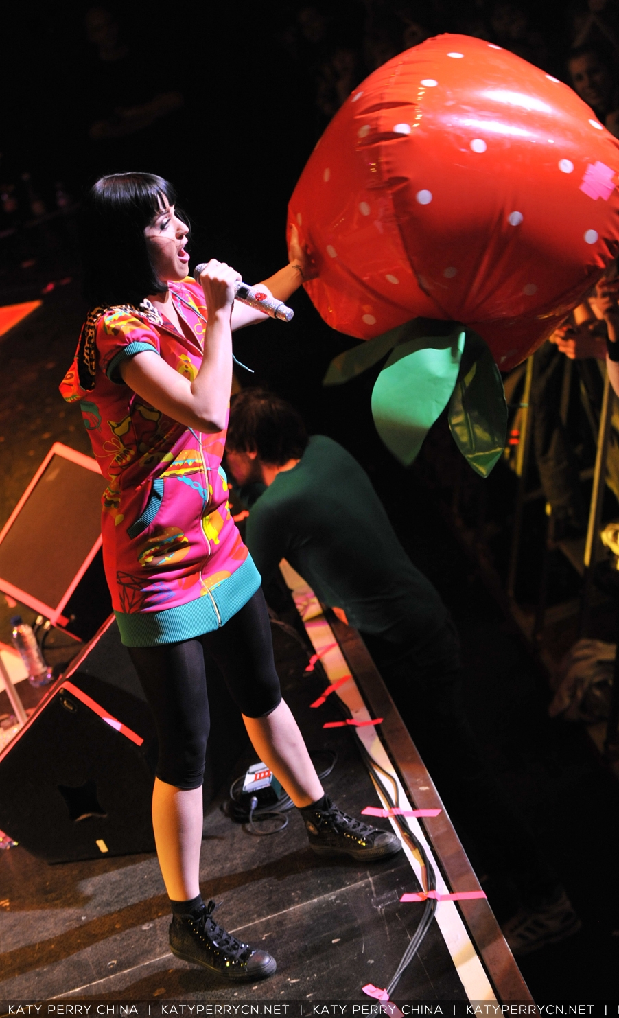 Hello Katy Tour | Brussels, Belgium - March 7, 2009