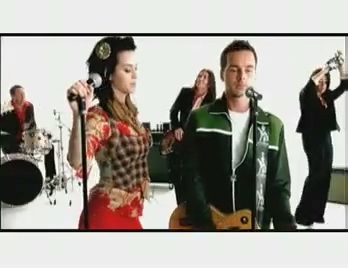 The Matrix feat. Katy Perry - Broken (音乐录影带)