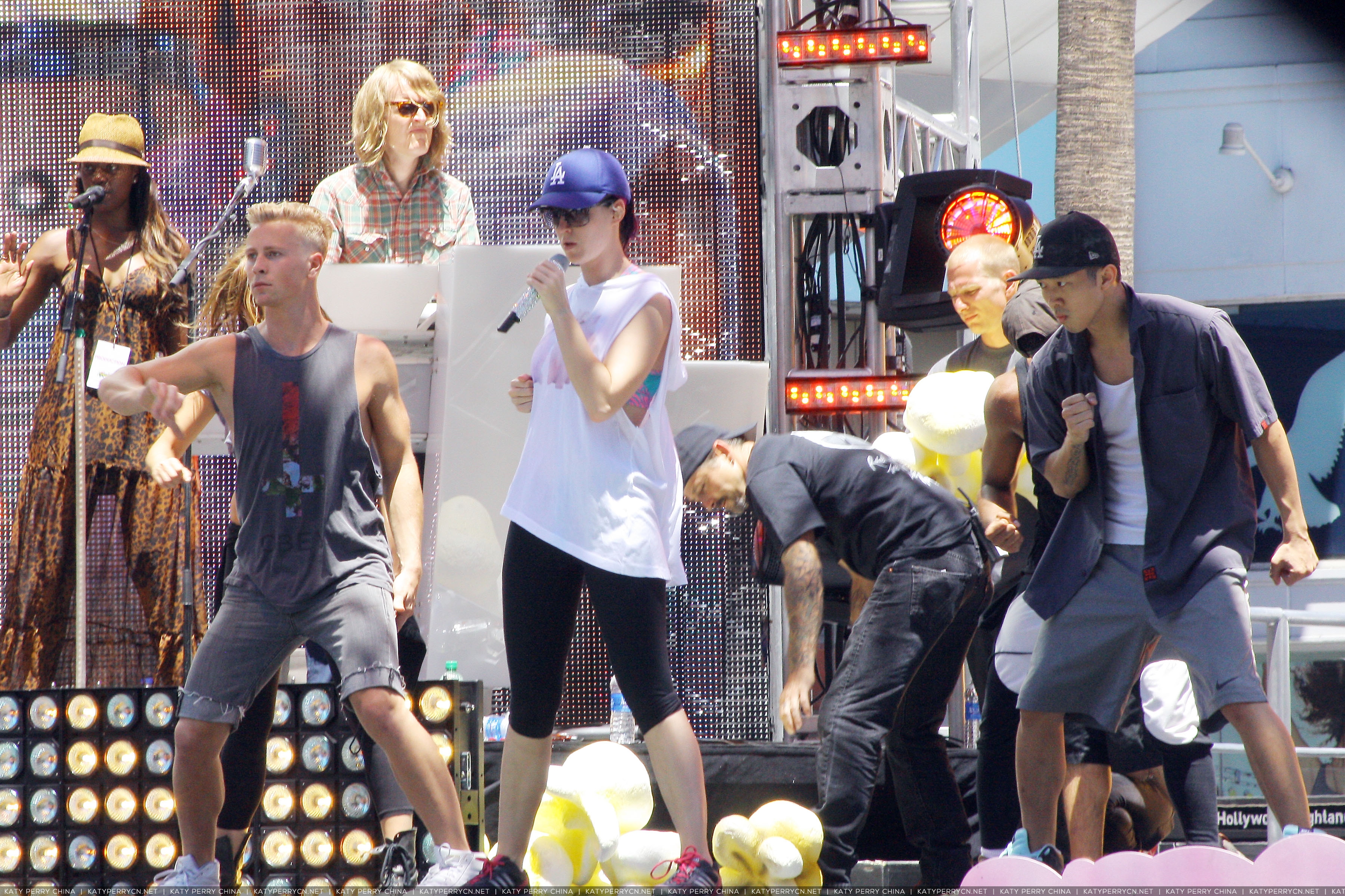 为Katy Perry: Part of Me 3D 电影首映演唱会彩排 - 2012年6月26日