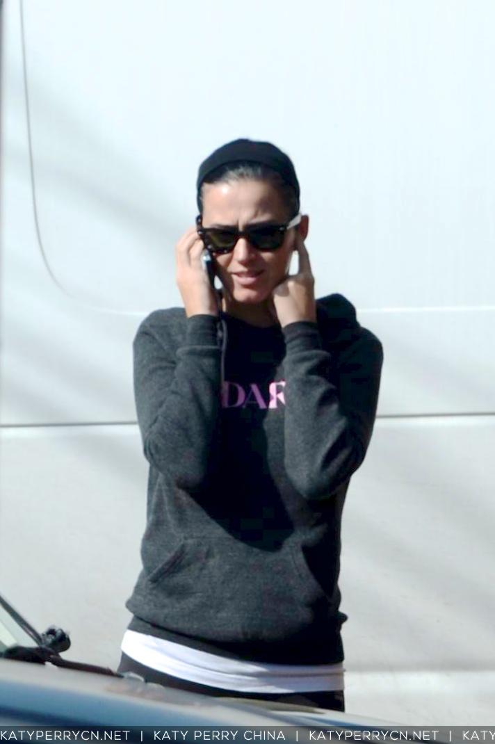 一边打电话一边步行