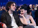 2013 American Music Awards - Backstage And Audience