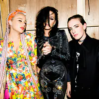 MOSCHINO RESORT SS 17 FASHION SHOW