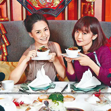 2013年 Twins 新年宣传照