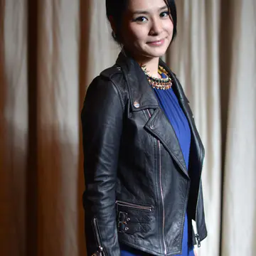 钟欣桐 媒体采访写真