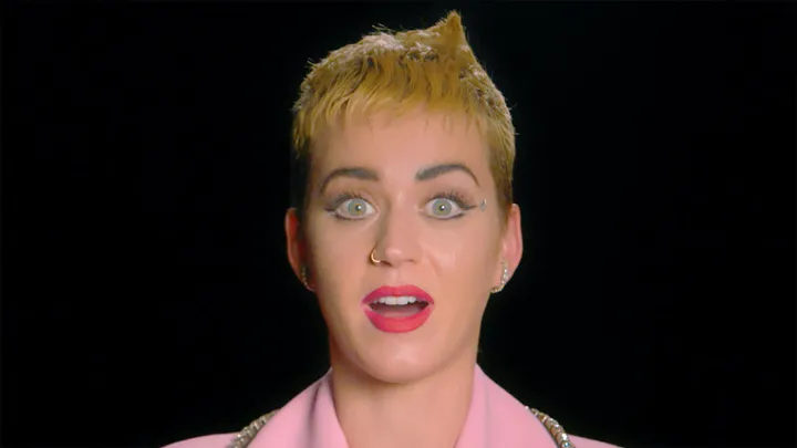 凯蒂佩芮的生日派对像踏入时光机 | W Magazine