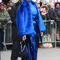 Katy Perry 离开《早安美国》节目录制现场路过时代广场