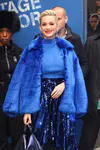 Katy Perry 离开《早安美国》节目录制现场路过时代广场