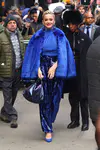Katy Perry 离开《早安美国》节目录制现场路过时代广场