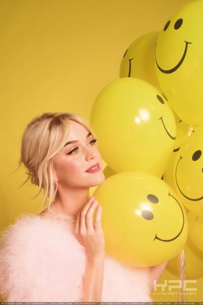 Smile 中国限定周边 宣传照