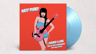 Urban Outfitters即将发行独占黑胶单曲 “I Kissed A Girl From MTV'S Unplugged”