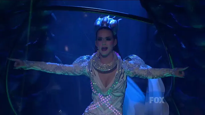 E.T. (American Idol Live 美国偶像现场)