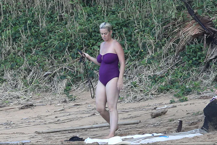 Katy Perry 和Orlando Bloom在夏威夷度假 - 2021年2月21日