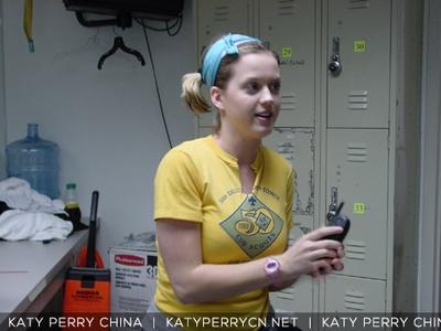 Katy Hudson 接受Derek and Dan采访