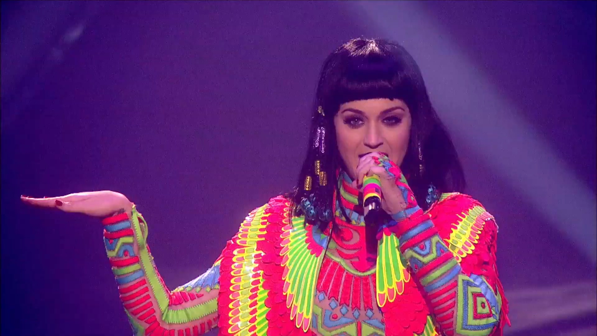 Dark Horse - 2014 全英音乐奖现场 (The BRITs)