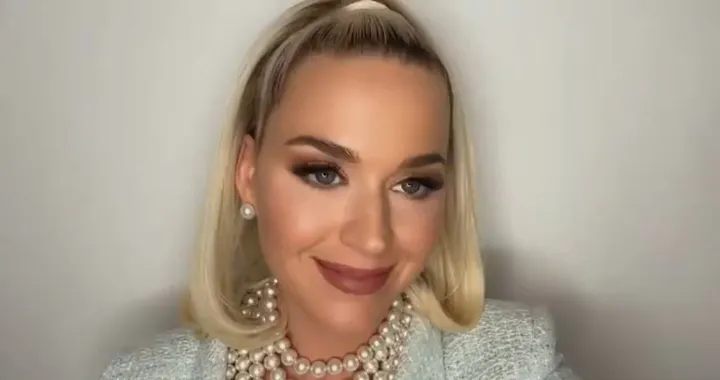 水果姐送来母亲节祝福 (2021)