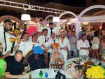 Katy Perry和Orlando Bloom在“Taverna Anema e Core”夜店饮酒唱K