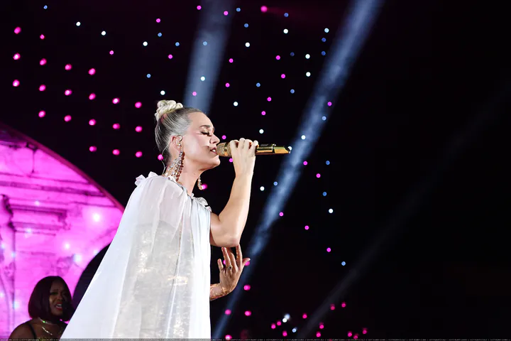 LuisaViaRoma for Unicef event - Performance