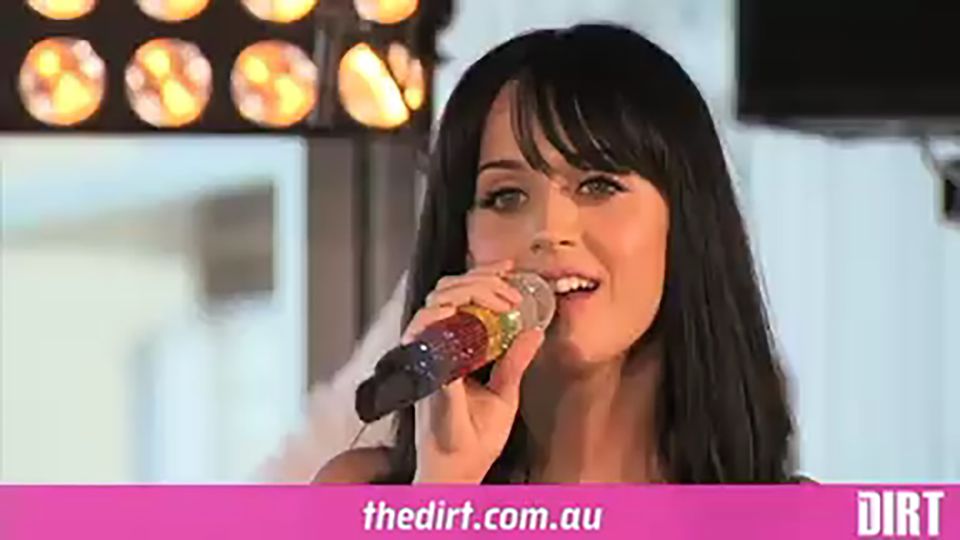 Teenage Dream (The World Famous Rooftop 现场)