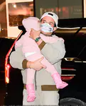 Katy Perry 和 Orlando Bloom 逛儿童玩具店 FAO Schwarz - 2022年1月28日