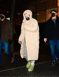 Katy Perry 和 Orlando Bloom 逛儿童玩具店 FAO Schwarz - 2022年1月28日