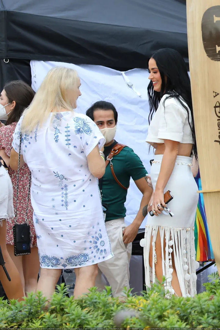 《美国偶像》在夏威夷录制节目 - 2022年2月14日