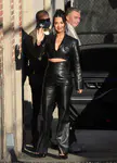 到达 “Jimmy Kimmel Live!” - 2022年2月24日