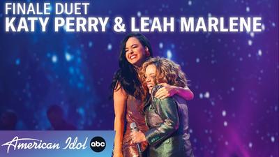 Katy Perry & Leah Marlene 美国偶像总决赛合唱“FIREWORK”