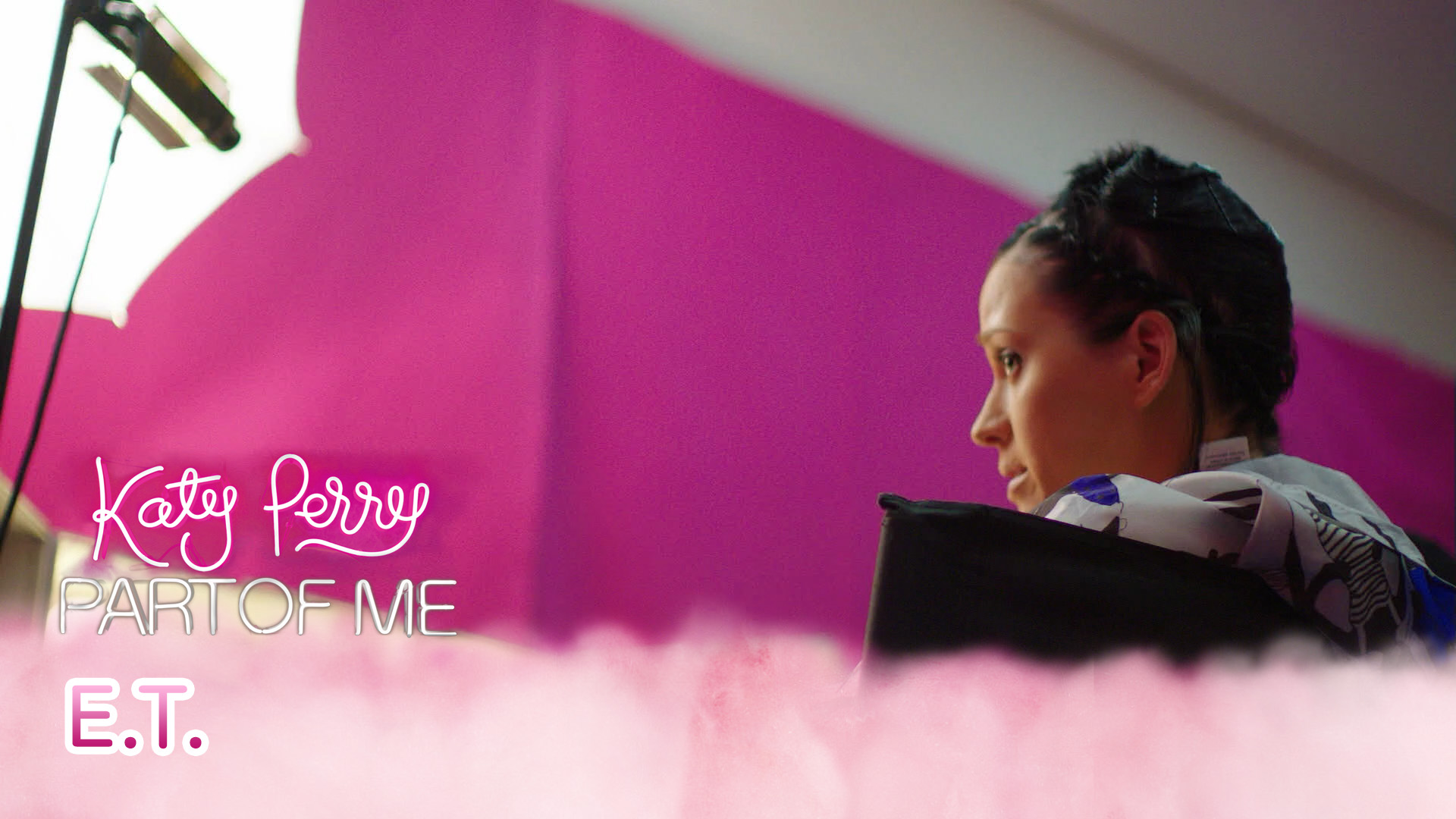 [Katy Perry: Part of Me 蓝光附录] “E.T.”打单幕后故事