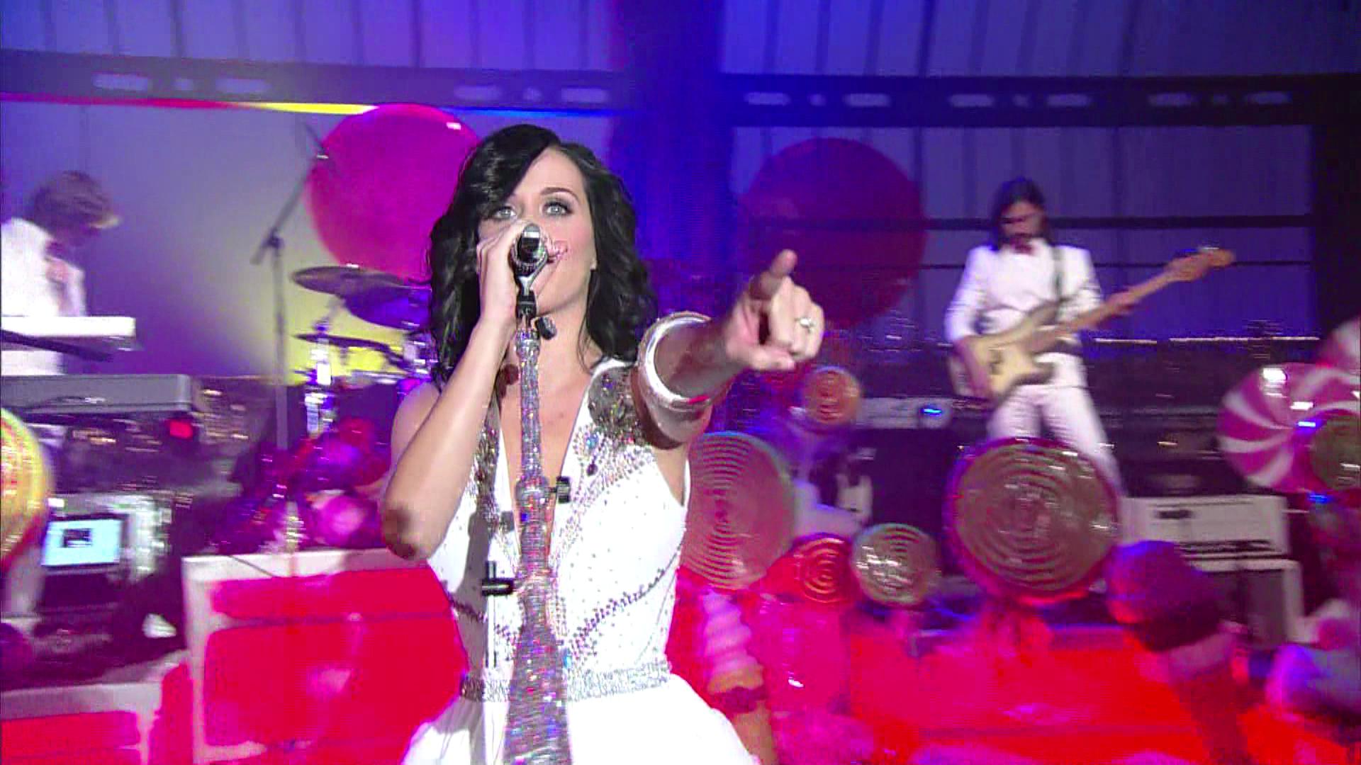Hot N Cold (Live on Letterman)