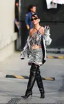 到达"Jimmy Kimmel Live"录制现场