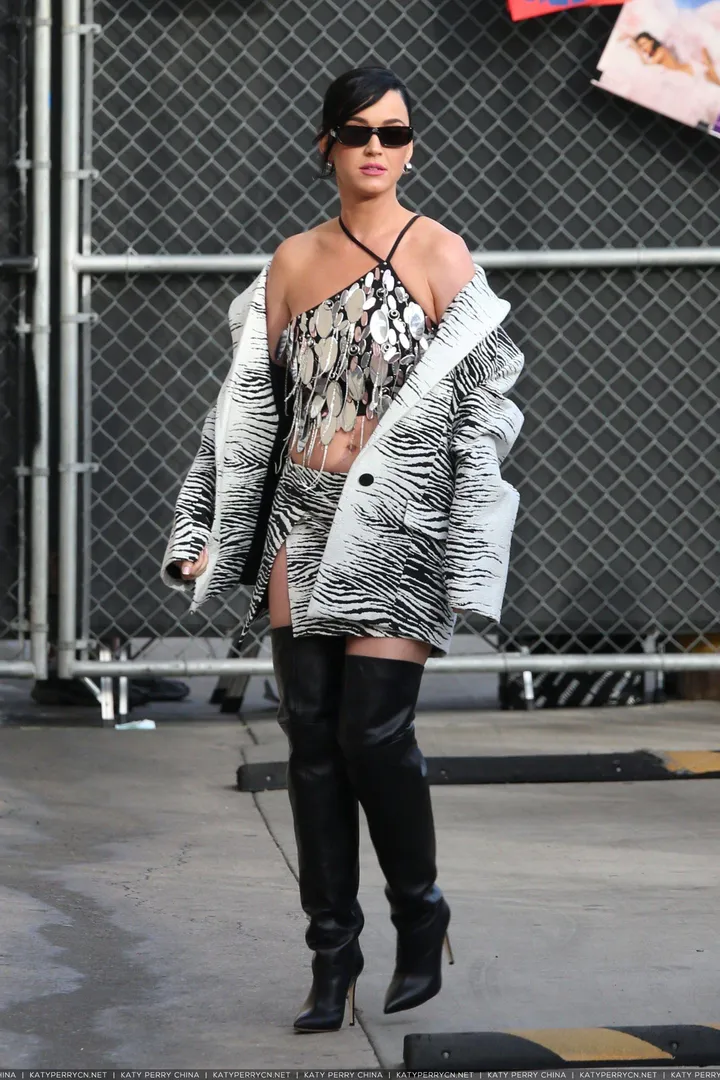 到达"Jimmy Kimmel Live"录制现场