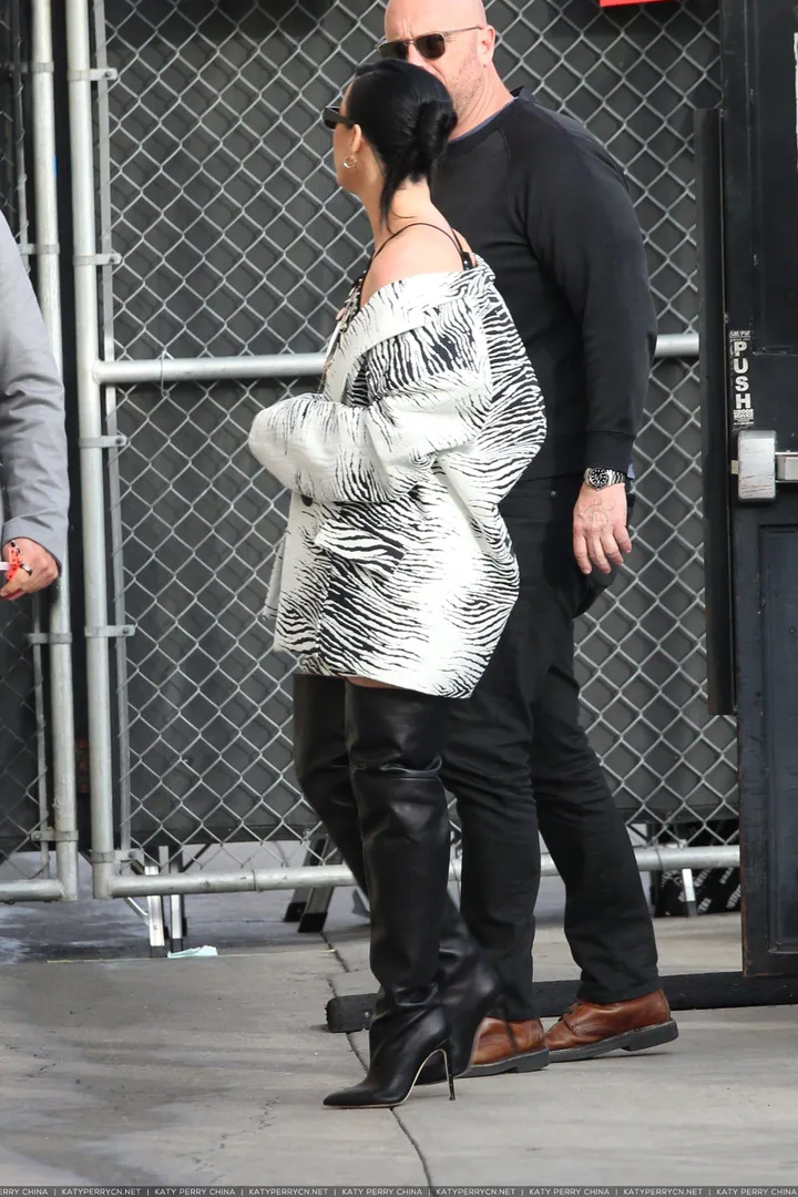 到达"Jimmy Kimmel Live"录制现场