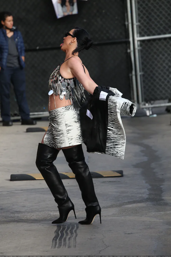 到达"Jimmy Kimmel Live"录制现场