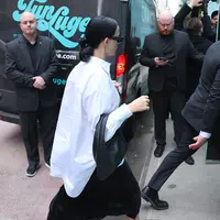 Katy Perry arrives at Tiffany's event for a sound check