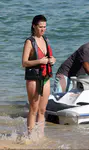 ​Katy Perry和Travis McCoy在墨西哥海滩度过圣诞