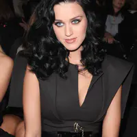 卡尔·拉格斐 2010 春夏成衣系列 - 巴黎时装周