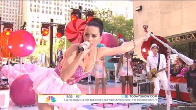 I Kissed A Girl (Today Show 现场版)