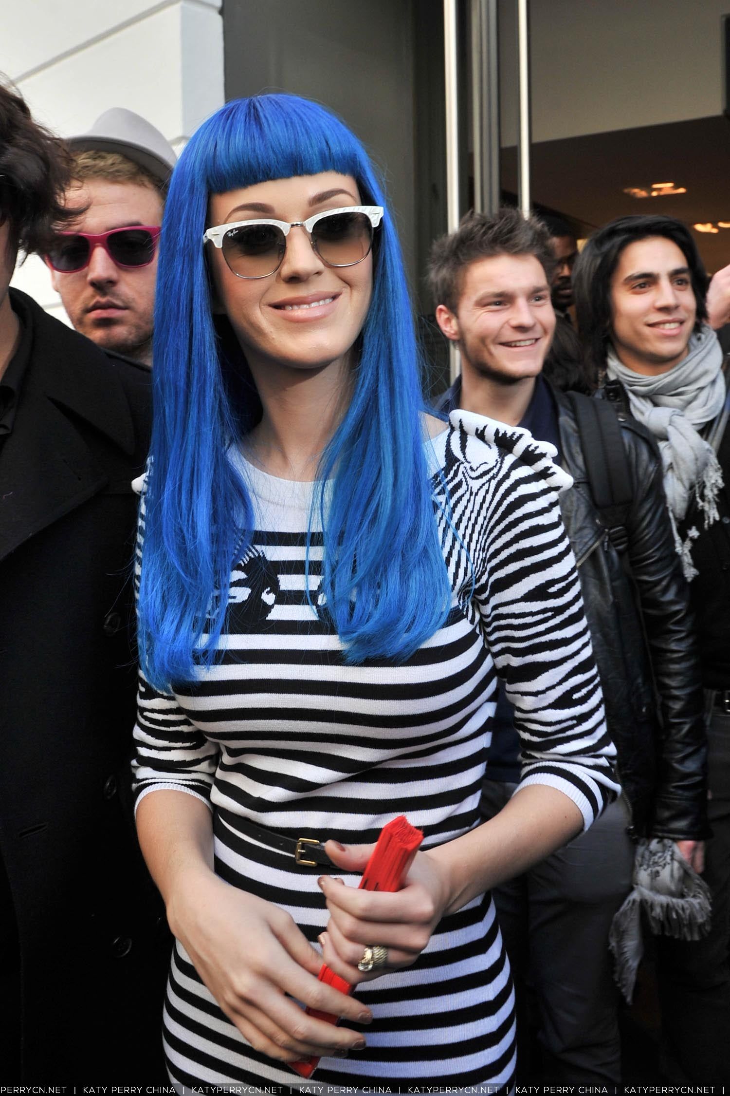 凯蒂佩芮法国巴黎的Colette:Chanel购物