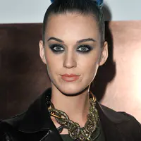 Yves Saint-Laurent 2012 秋冬成衣秀 - 前排（巴黎时装周）