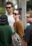凯蒂佩芮在澳大利亚悉尼苏里山皇冠街购物