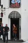 凯蒂佩芮在澳大利亚悉尼苏里山皇冠街购物