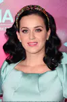 MTV EMA's 2013 - Red Carpet Arrivals