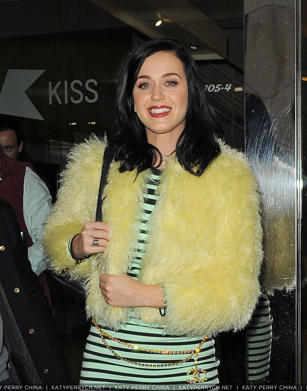 Katy Perry现身KISS FM电台