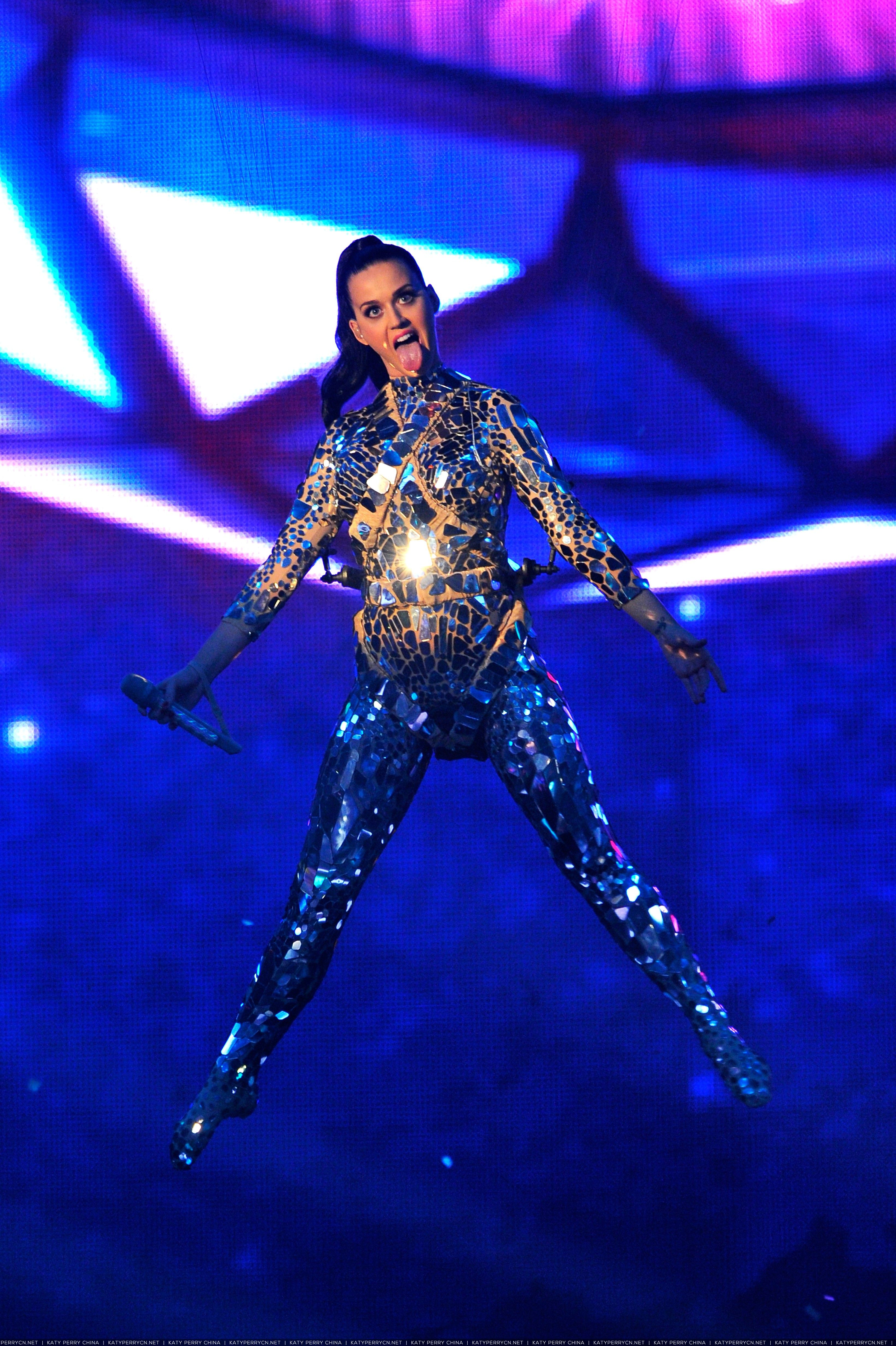 MTV EMA's 2013 - Performance
