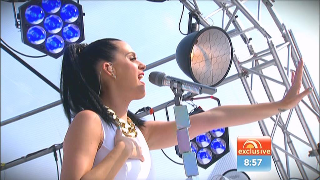 Unconditionally (澳大利亚 Sunrise 现场版)